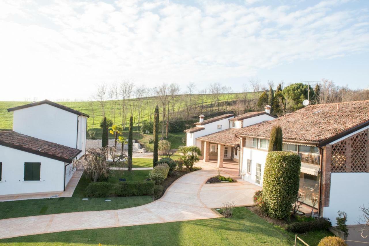 B&B Corte Delle Rose Castiglione Delle Stiviere Eksteriør bilde