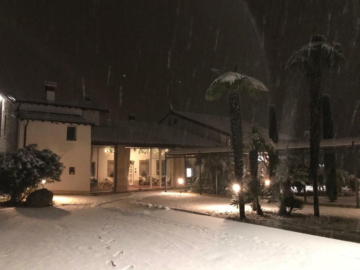B&B Corte Delle Rose Castiglione Delle Stiviere Eksteriør bilde