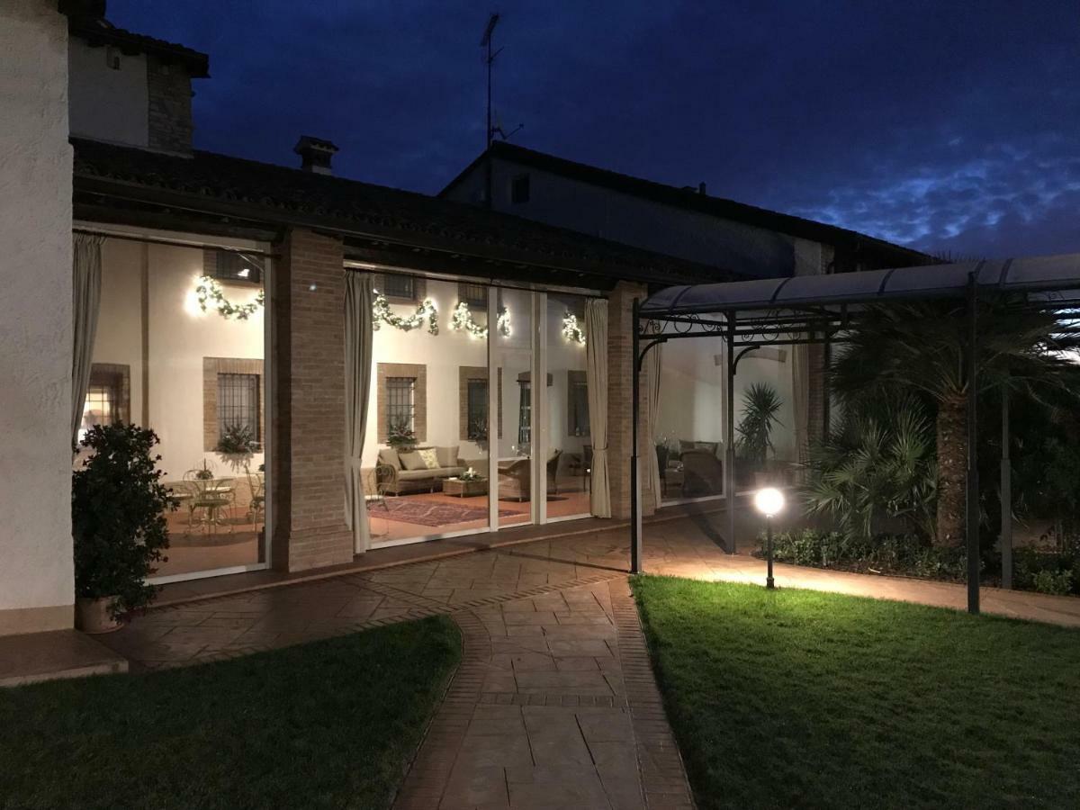 B&B Corte Delle Rose Castiglione Delle Stiviere Eksteriør bilde
